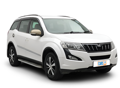 Mahindra XUV500-img